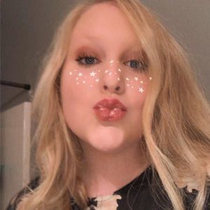 Meet your Posher, Kelsey